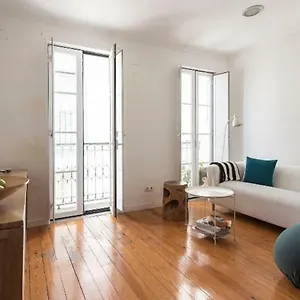 cosy-alfama-lisbon.hotels-lisbon-portugal.com/