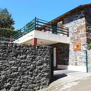 raposeira-chloe-t2.madeira-islandshotels.com/