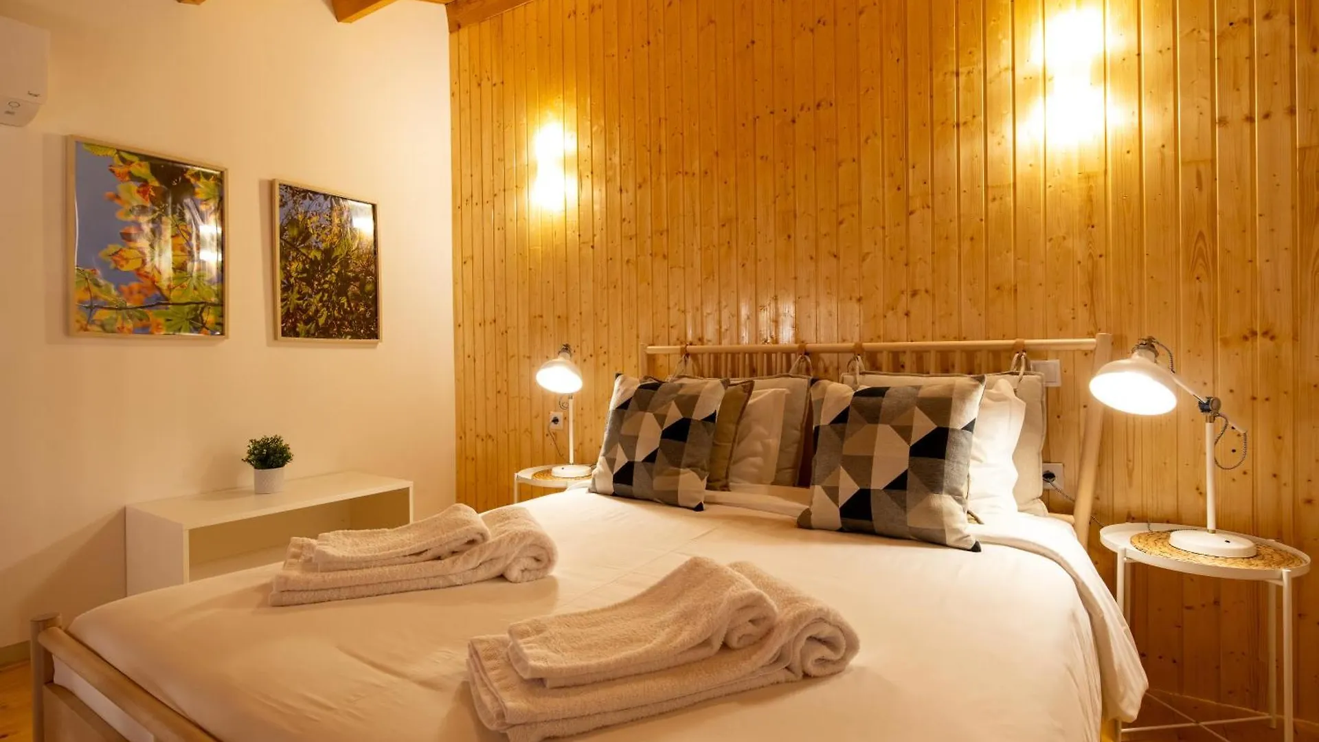 Quinta Da Capelinha Agroturismo タヴィラ ファームステイ